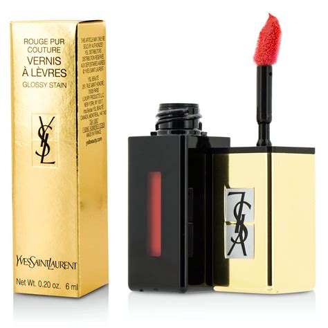 yves saint laurent rouge pur couture vernis à lèvres|ysl rouge pur couture commercial.